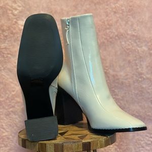 Brand new super cute boots, I bought the wrong size and hate returns